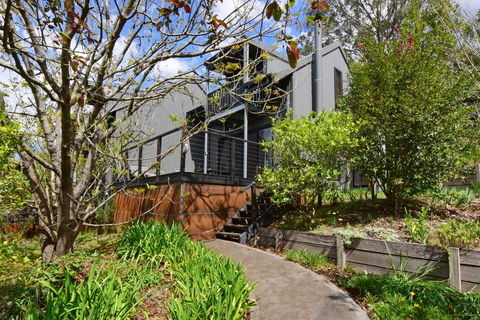 Cloudsong Chalets - C Tourism 0