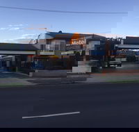 Estelle Kramer Motel - C Tourism