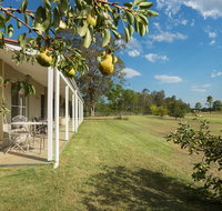 Hillcrest House - C Tourism