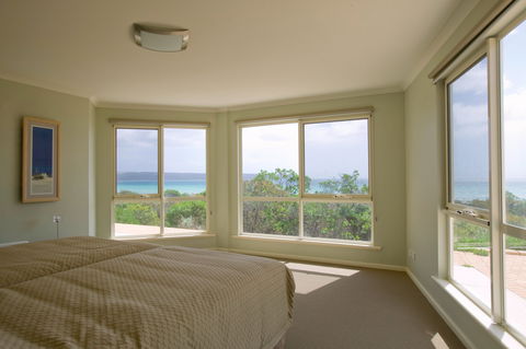 Island Beach Lodge - C Tourism 1