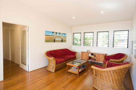 Just Sit: Moruya Heads - C Tourism 2