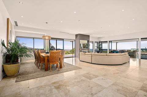 Mont Sapphire Luxury Retreat - C Tourism 0