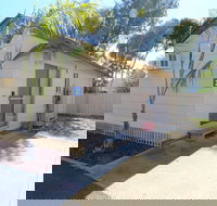 Moonta Bay Cabins - Cabin 2