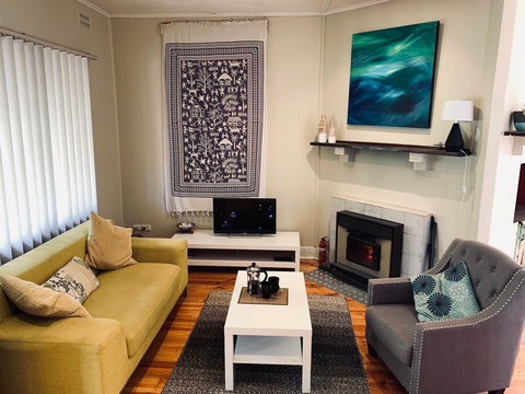 Outback Shack - C Tourism 0