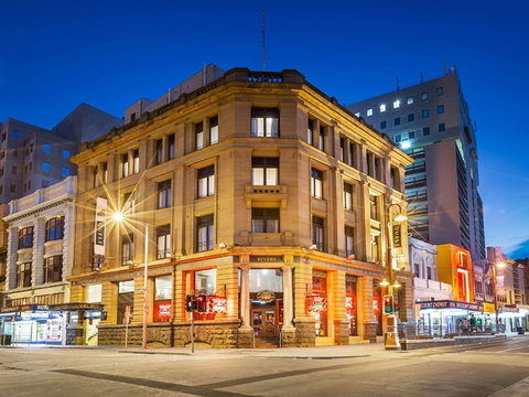 Quest Savoy - C Tourism 0