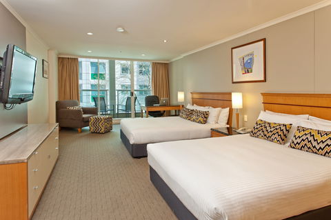 Radisson Hotel And Suites Sydney - C Tourism 2