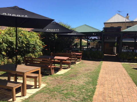 River Royal Inn - C Tourism 1