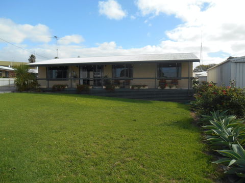 Roshy's Retreat - C Tourism 0