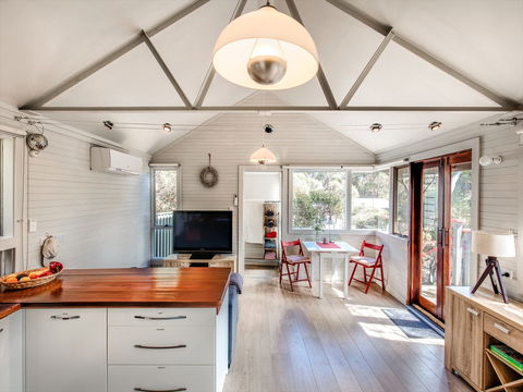 Serenity Cottage - C Tourism 0
