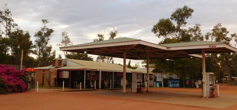 Stuarts Well Roadhouse - C Tourism 0