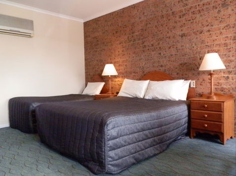 Swaggers Motor Inn - C Tourism 2