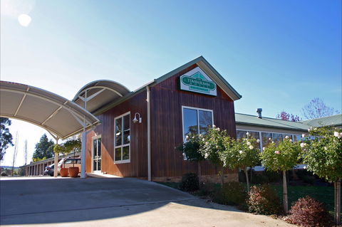 Tumbarumba Motel And Elms Restaurant - C Tourism 0