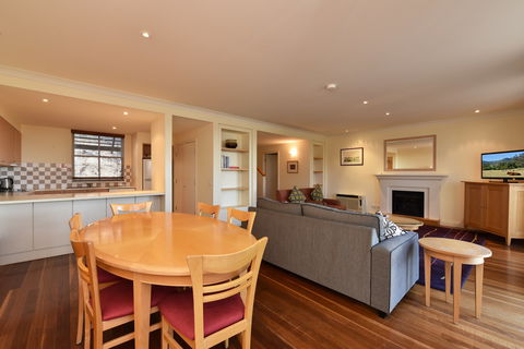 Villa Chambourcin - C Tourism 2