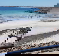 Wallaroo Jetty Holiday Accommodation - C Tourism