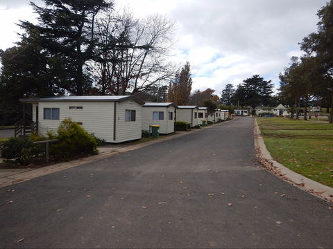 Yass Caravan Park - C Tourism 0