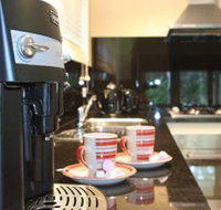 3 Kings B  B - C Tourism