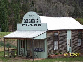 Snug As A Bug Motel - C Tourism 3
