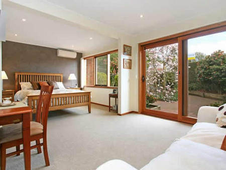 The Courtyard Mt Eliza - C Tourism 0