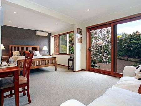 The Courtyard Mt Eliza - C Tourism 1