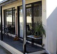 Courtside Cottage Bed and Breakfast - C Tourism
