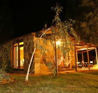 Wombat Hills Cottages - C Tourism