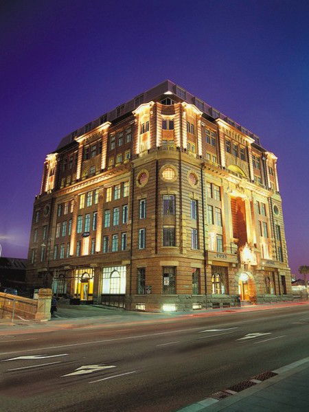 Adina Apartment Hotel Sydney, Central - C Tourism 0