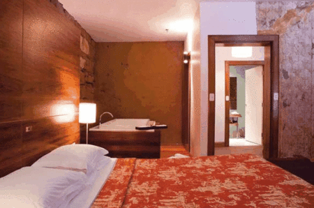 The Henry Jones Art Hotel - C Tourism