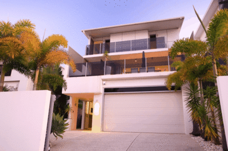 Alex Beach House - C Tourism