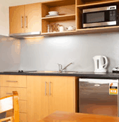 Swansea Beach Chalets - C Tourism