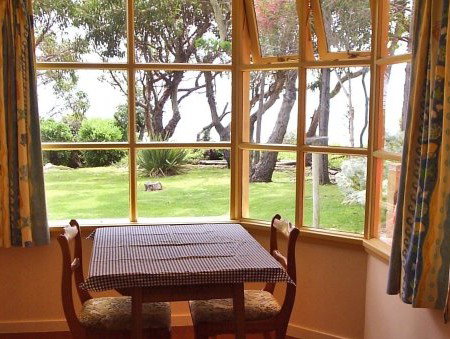 Anchlia Waterfront Cottage - C Tourism 0