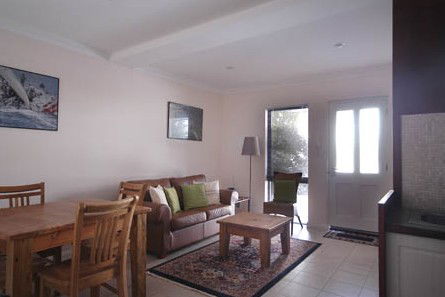 Freo Mews Executive Apartments - C Tourism 5