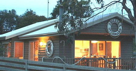 Anglesea Overboard Seaside Cottage - C Tourism 2