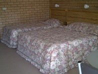 Aaron Inn Motel - C Tourism 0