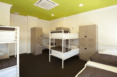 Next Bounce Hotel And Backpackers - C Tourism 2