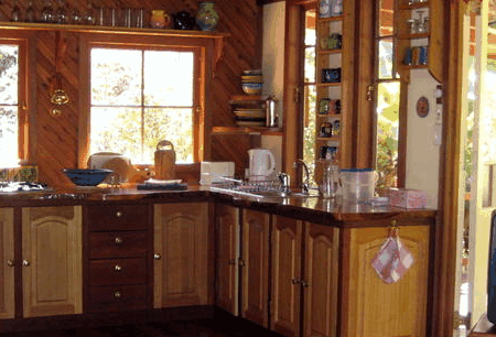 Nimbin Holiday Accommodation & Guest House - C Tourism 3