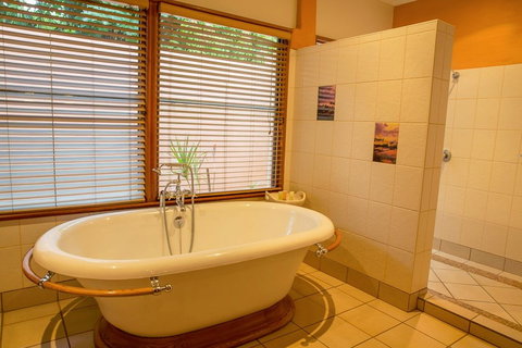 Bali Hai Resort - C Tourism 5