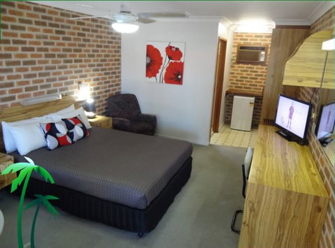 The Palms Motel - C Tourism 1