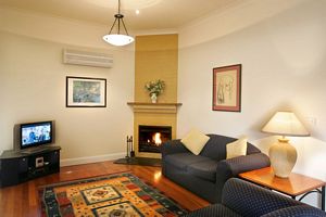 Tranquil Vale Vineyard - C Tourism 2