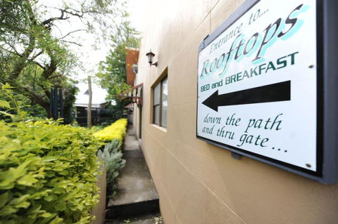 Rooftops Bed & Breakfast - C Tourism 0