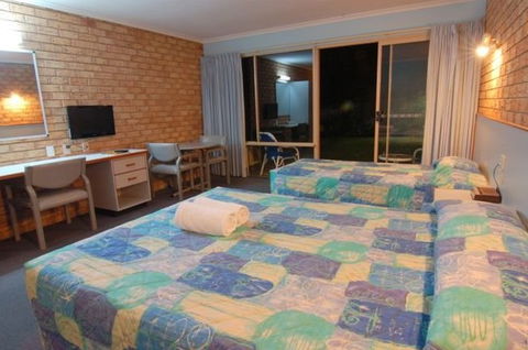 Sunshine Coast Motor Lodge - C Tourism 1