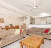 Aaah 2  Byron - C Tourism