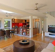 Aaah  Byron - C Tourism