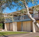 Andy's  Clarkes - C Tourism