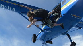 Skydive The Beach - C Tourism 1