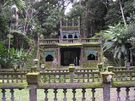 Paronella Park - C Tourism 0