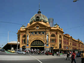Melbourne By Foot - C Tourism 3