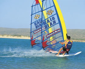 Windsurfing And Surfing - C Tourism 0