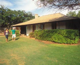 Russ Cottage - C Tourism 0