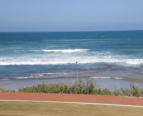 Flat Rocks - C Tourism 0