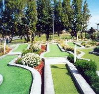 West Beach Mini Golf - C Tourism